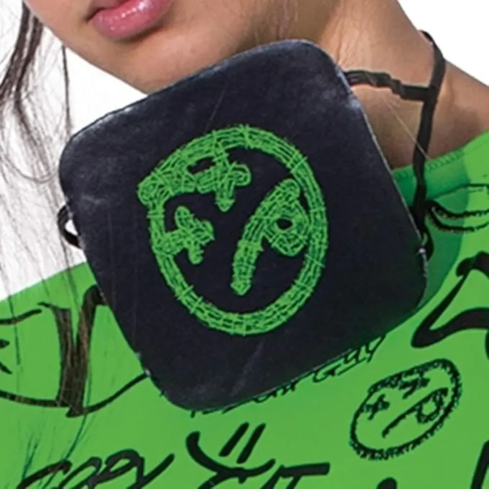 Billie Eilish Kids Costume – Big Green Outfit w/ Mask Headwrap, Child L (10-12) - Picture 8 of 14